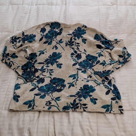 Croft & Barrow EUC Floral Lightweight Cardigan Sz 1X - Picture 3 of 9